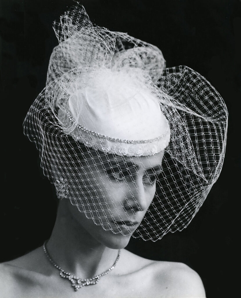 Katerina Karoussos: The designer who made the hat worn by the President of the Republic at Elizabeth’s funeral